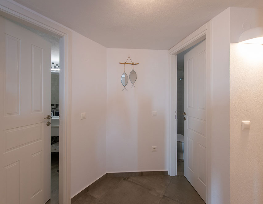 Grey House Sifnos - Το εσωτερικό του σπιτιού