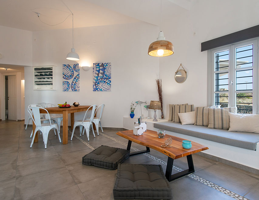 Grey House Sifnos - Το εσωτερικό του σπιτιού